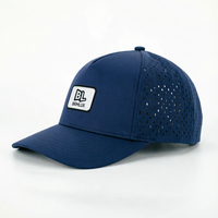 Casquette de baseball en polyester imperméable pour homme avec logo brodé 3D personnalisé en caoutchouc, perforations découpées au laser et cordon