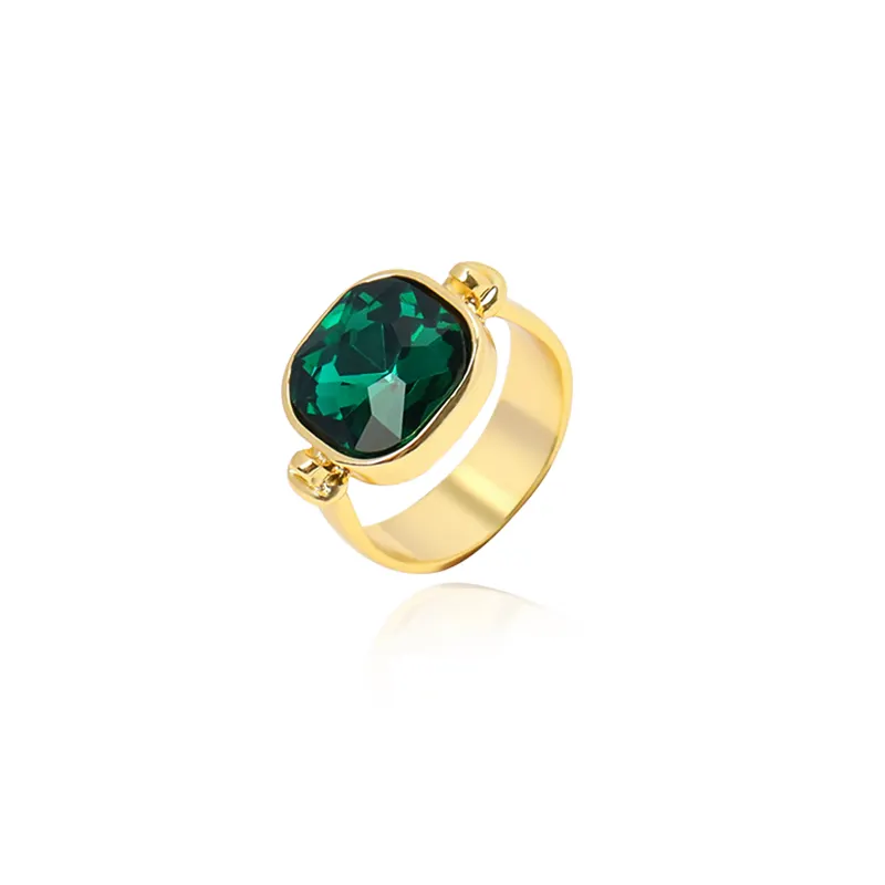 Ins Emerald Gold Oval Fashion Fine Jewelry Rings Women Vintage Luxury Rhinestone Custom Ring