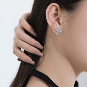 Pendientes de Plata S925 con Baño de Rodio y Oro Rosa, Diseño de Camelia Hueca con Circonita Cúbica 5A, Forma de Rosa, Estilo Lujo Ligero Dylam - Product Image 5