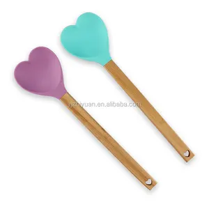 Heart Shape Colored Bamboo Handle Silicone Spatula For Baking And Kitchen