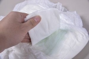 Vente en gros de couches médicales jetables de grande taille pour incontinence ultra épaisses pour personnes âgées et adultes - Product Image 6