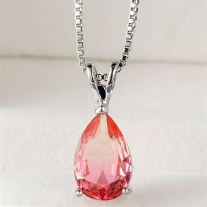 Collar con Colgante Sencillo y Elegante para Mujer, Joyería de Cristal Brillante Clásica y Única en una Cadena de Latón, Nueva Llegada - Product Image 4