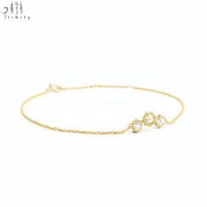 ซัพพลายเออร์ฮ่องกง กำไลข้อมือทองคำแท้ 18K ดีไซน์วินเทจอาร์ตเดโค ประดับเพชรแท้ทรงโรสคัท สำหรับผู้หญิง ของขวัญวันเกิด - Product Image 2