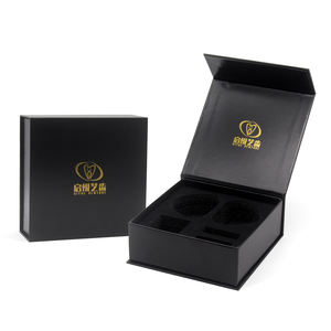 Individuelle Verpackungsbox aus Pappe mit transparentem Fenster und Logo für kieferorthopädische Retainer und Aligner aus dem Dentallabor - Product Image 4