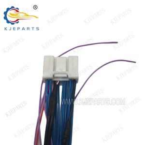 28-poliger Stecker auf 30-polige Buchse Kompletter Kabelbaum mit 2-Cinch-Adapter für Toyota Car - Product Image 3