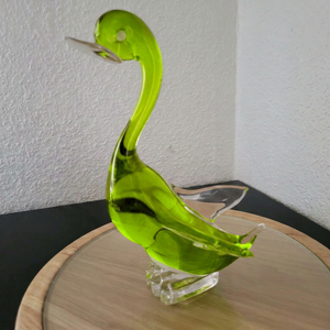 Figura de cisne de vidrio azul soplado a mano, artesanía decorativa con temática animal, hecha de vidrio soplado, pieza de arte hecha a mano - Product Image 4