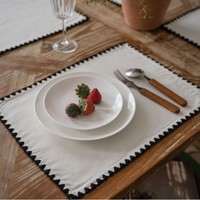 Set de table carré personnalisable en lin uni de style européen, brodé, isolant thermique, pour la décoration de la maison