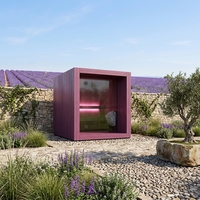 Cabine de sauna extérieure minimaliste carrée, lignes épurées, bois massif, sauna moderne pour jardin