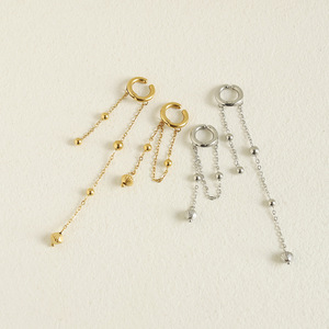Manchette d'oreille sans perçage en acier titane, style vent froid, faite à la main, avec perles rondes, perles lanterne et pampilles, clip d'oreille non-percé pour cartilage - Product Image 6