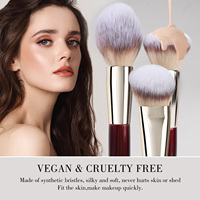 Ensemble de pinceaux de maquillage professionnels en poils synthétiques doux, vegan, marque privée, 9 pièces, rouge bordeaux, manche en bois luxueux avec paillettes, pour le correcteur