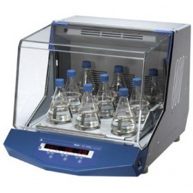 Incubadora con Agitación Controlada IKA KS 4000 I, 580 x 525 x 750 mm, Temperatura Controlada de 5 a 80 °C, para Uso en Laboratorio - Product Image 1