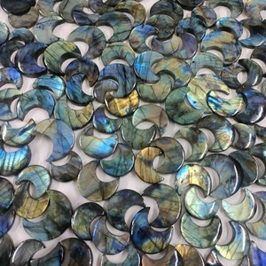 Labradorite de haute qualité avec labradoroscopie naturelle pour collectionneurs et amateurs de cristaux, disponible au meilleur prix du marché - Product Image 4