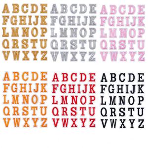 Patch brodé thermocollant en PVC de 4 cm, lettres anglaises A-Z colorées or/argent, pour la décoration de jeans - Product Image 1