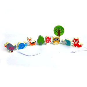Juguete Educativo de Madera para Enhebrar Animales, Juguetes de Enhebrado para Niños en la Primera Infancia - Product Image 1