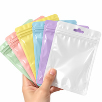 Sacs en plastique personnalisés avec logo imprimé, fermeture éclair, transparents, avec trou de suspension, pour macarons, bonbons, cosmétiques, bijoux, emballage cadeau, OEM