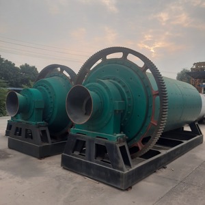 Broyeur à billes pour barite humide avec moteur et roulement, moteur AC, machine <span class=keywords><strong>de</strong></span> broyage à trois roues - Product Image 1