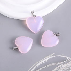 Colgante de aleación con forma de corazón de melocotón, moderno, superventas transfronterizo, esmaltado de colores, de nicho, unisex, de fabricantes <span class=keywords><strong>OUSLY</strong></span>, hecho en China - Product Image 2