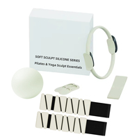 Kit d'entraînement de fitness à domicile : Rouleau en mousse, barre de Pilates, anneau lesté et brassards de musculation pour le yoga (couleur taupe)
