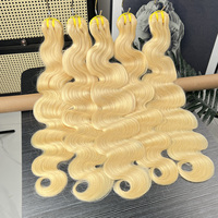 Yiwigs Usine En Gros Prix 10A 12A Remy Brésilienne Vierge Extensions De Cheveux Humains Et Corps Vague 613 Faisceaux de Cheveux Blonds