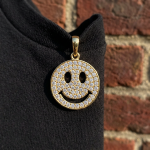 จี้เพชรหน้ายิ้มทองคำแท้ 14K ดีไซน์เหรียญทรงกลมประดับเพชรแบบ Pave สร้อยคอสำหรับผู้หญิง เครื่องประดับคุณภาพสูง - Product Image 4