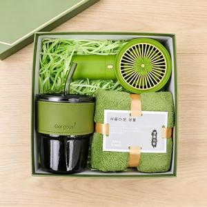 CCH - Set de Regalo Personalizado para Cumpleaños de Empleados, Eventos Empresariales, Graduaciones, Conjunto Práctico Conmemorativo - Product Image 1