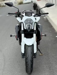 Motocicleta <span class=keywords><strong>Benelli</strong></span> TNT600i de Alto Rendimiento, Estilo Urbano Agresivo, Motor Potente de 600cc, Fabricada en China - Product Image 2
