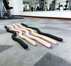 Barra de Curl LB Original de Fábrica de 15 lb y 25 lb, Barras de Entrenamiento de Fuerza con Superficie de Silicona Suave y Barra de Ejercicio de Acero Sólido - Product Image 3