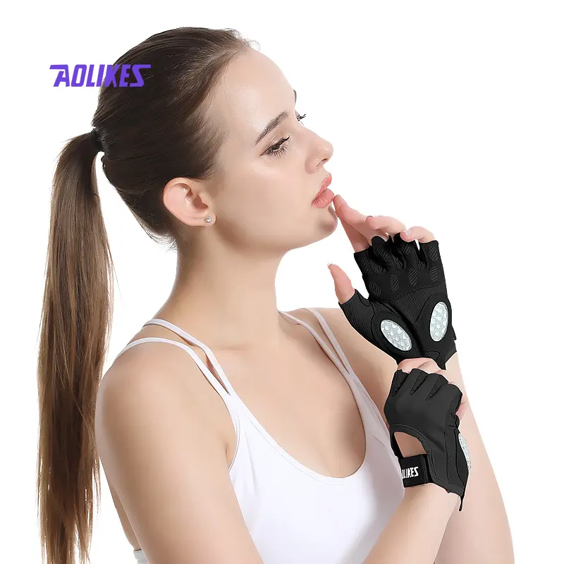 Half Vinger Gym Fitness Hand Handschoenen Palm Protector Vrouwen Mannen Met Pols Wrap Ondersteuning Crossfit Workout Power Gewichtheffen