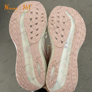 Lote de Calzado Casual al por Mayor para Niños, Mezcla de Zapatos en Últimas Existencias para Calzado por Mayor - Product Image 1