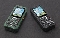 Offre Spéciale Téléphone Senior UNIWA M6000 4 SIM 4 Veilles Batterie Longue Durée 4800 mAh Power Bank Clavier QWERTY Écran 2,4 pouces
