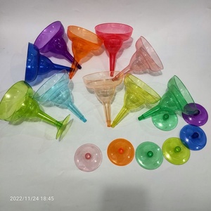 Bicchieri da Cocktail in Plastica Trasparente di Alta Qualità, Design Classico, Monouso per Vino, Vendita all'Ingrosso - Product Image 4