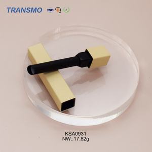 Tube à lèvres carré en aluminium, logo personnalisé, emballage de rouge à lèvres carré, tube à lèvres doré à marque privée - Product Image 6