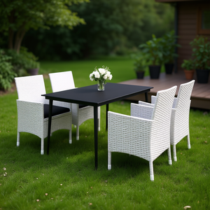 Ensemble de salle à manger de jardin noir avec table et chaises en osier blanc, 4 places, mobilier d'extérieur résistant aux intempéries, design contemporain - Product Image 2