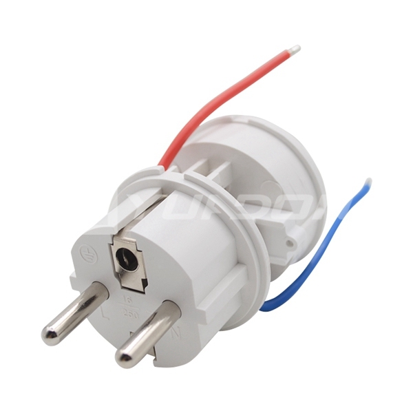 YDD-11 16A Self-process 2 Round Pin European Schuko Plug with Socket Germany France Adapter PC+Copper White/Black Commercial Use