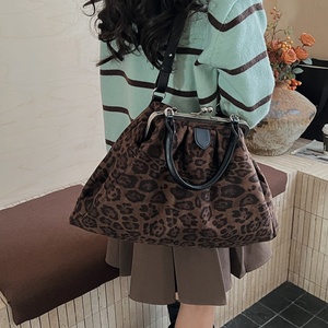 Nouveau modèle 2026 – Sac à main premium multifonctionnel pour femme, sac à dos décontracté polyvalent sablé, sac bandoulière simple - Product Image 5