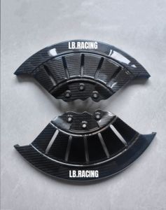 Couvre-disque en fibre de carbone pour moto KTM1290 Super - Product Image 5