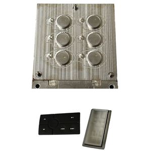 Couvercle anti-poussière en caoutchouc automobile personnalisé moulage par compression en silicone - Product Image 1