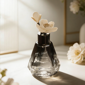 Diffuseur de parfum pour voiture en verre, parfum avancé, bijoux décoratifs, désodorisation pour femmes enceintes, nourrissons, porte-gobelet - Product Image 3