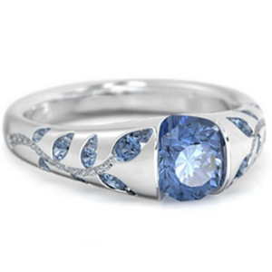 Anillo de compromiso de moda para mujer H106 con gema de zafiro, corte cojín, engaste de bisel y patrón vegetal - Product Image 3