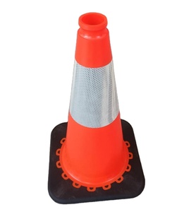 กรวยจราจรพลาสติก PVC สีส้มพร้อมฐานถ่วงน้ำหนักสีดำและแถบสะท้อนแสงสำหรับลานจอดรถ - Product Image 1