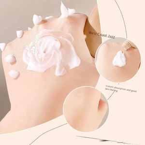 Crème pour les mains hydratante et blanchissante au parfum floral, à la camomille, sans produits chimiques agressifs, parfum longue durée et peau adoucie - Product Image 2