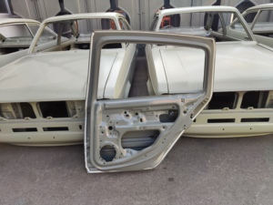 Pièces de carrosserie Porte arrière Couvercle de coffre avant Cadre de panneau de porte arrière pour <span class=keywords><strong>Renault</strong></span> <span class=keywords><strong>Clio</strong></span> <span class=keywords><strong>2</strong></span> - Product Image 3