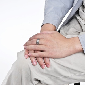 Anillo Giratorio de Acero Inoxidable con Texto Vikingo Nórdico Retro, Joyería con Runas Talladas para Hombre <span class=keywords><strong>y</strong></span> Mujer - Product Image 2