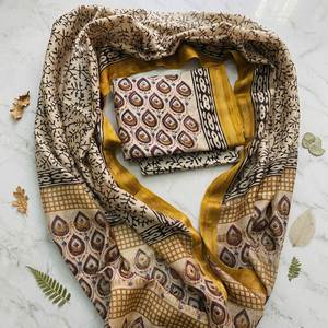 Conjunto de traje de seda Maheshwari premium, estampado a mano con dupatta de seda y parte inferior de algodón cambric, para venta al por mayor de ropa étnica. - Product Image 4