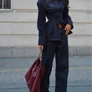 Conjunto de Dos Piezas de Mezclilla al por Mayor OEM, Chaqueta Ajustada, Pantalones de Mezclilla Versátiles, Casuales y Elegantes para Mujer - Product Image 2