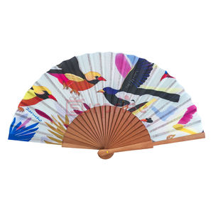 23cmカスタムロゴプリント折りたたみ式ハンドファンパーソナライズオリジナル木製ハンドヘルドファンスペインの結婚式の女性 - Product Image 5