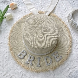 Chapeau de mariée élégant en paille naturelle, idéal pour les mariages à la plage, les séances photo et les fêtes de jardin – Coffret cadeau pour la mariée et ses demoiselles d'honneur - Product Image 6