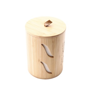 Factory Wholesale Kitchen Sealed Ceramic Storage Jar Spices Tank Container With Wood Lid Salt Storage Bottle Coffee Tea Caddy