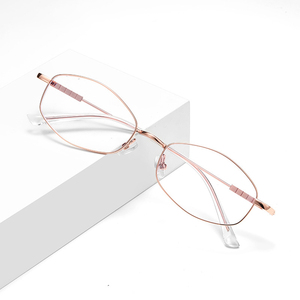 <span class=keywords><strong>Occhiali</strong></span> da Vista Ultra Leggeri in Metallo <span class=keywords><strong>Anti</strong></span>-<span class=keywords><strong>Luce</strong></span> <span class=keywords><strong>Blu</strong></span> per Donna 2026 <span class=keywords><strong>con</strong></span> Personalizzazione Prescrizione Miopia e <span class=keywords><strong>Lenti</strong></span> Multifocali - Product Image 3
