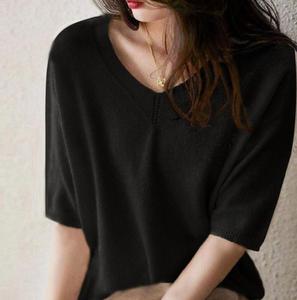 Atasan Rajut Wanita Model Baru Kerah V Lengan Setengah Warna Solid Pakaian Rajut Kaos Longgar Kasual Pullover Sweater Blus - Product Image 2